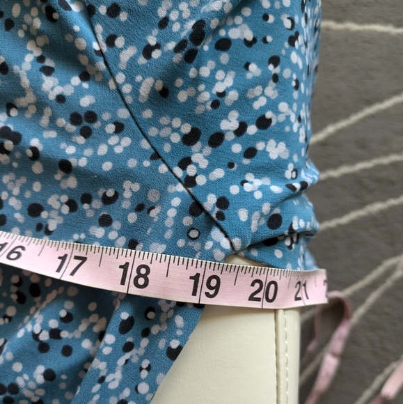 Nine West Wrap Look Blouse - Picture 8 of 9